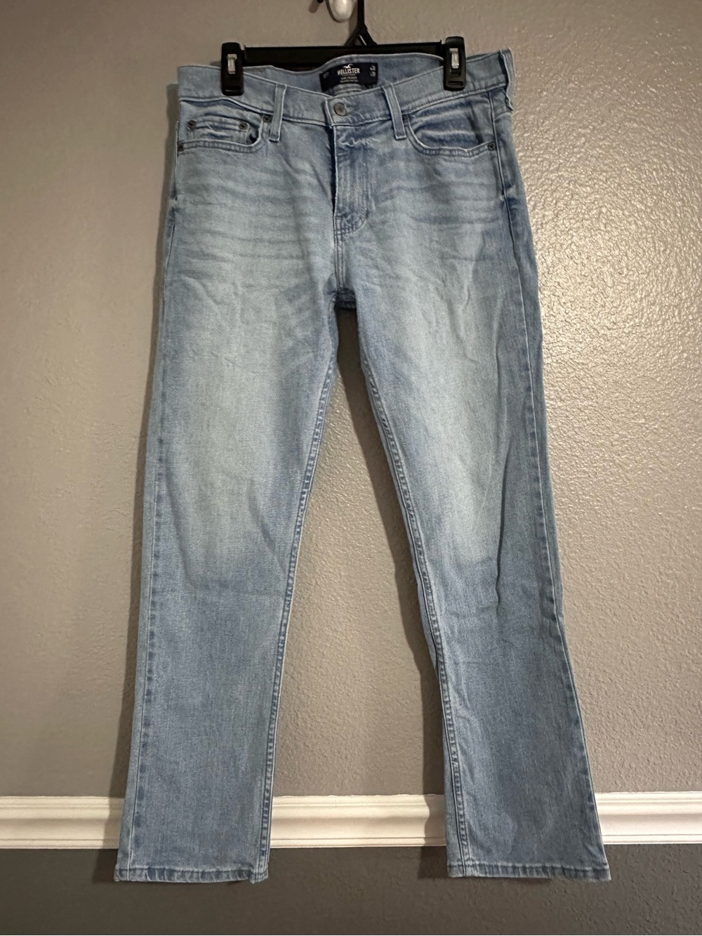 Hollister Light Blue Slim Straight Epic Flex Jeans 30x30